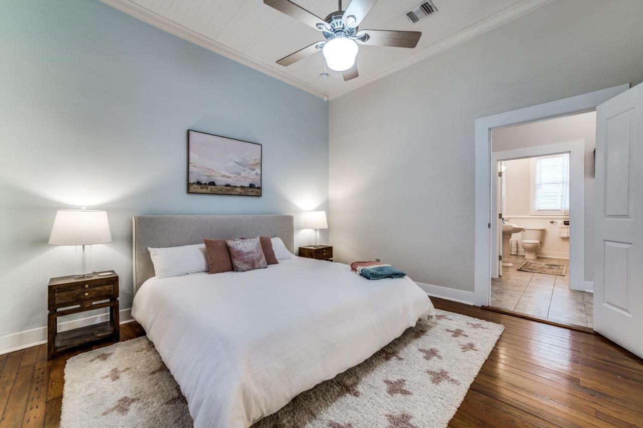 Downtown Historic 2Bdrm, Walk To Riverwalk, Alamo; Beautifully Renovated! San Antonio Exterior foto